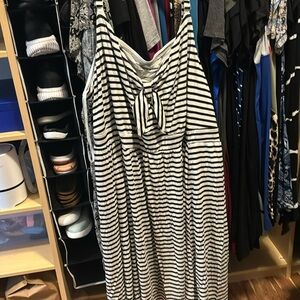 Never worn Torrid dress 6X